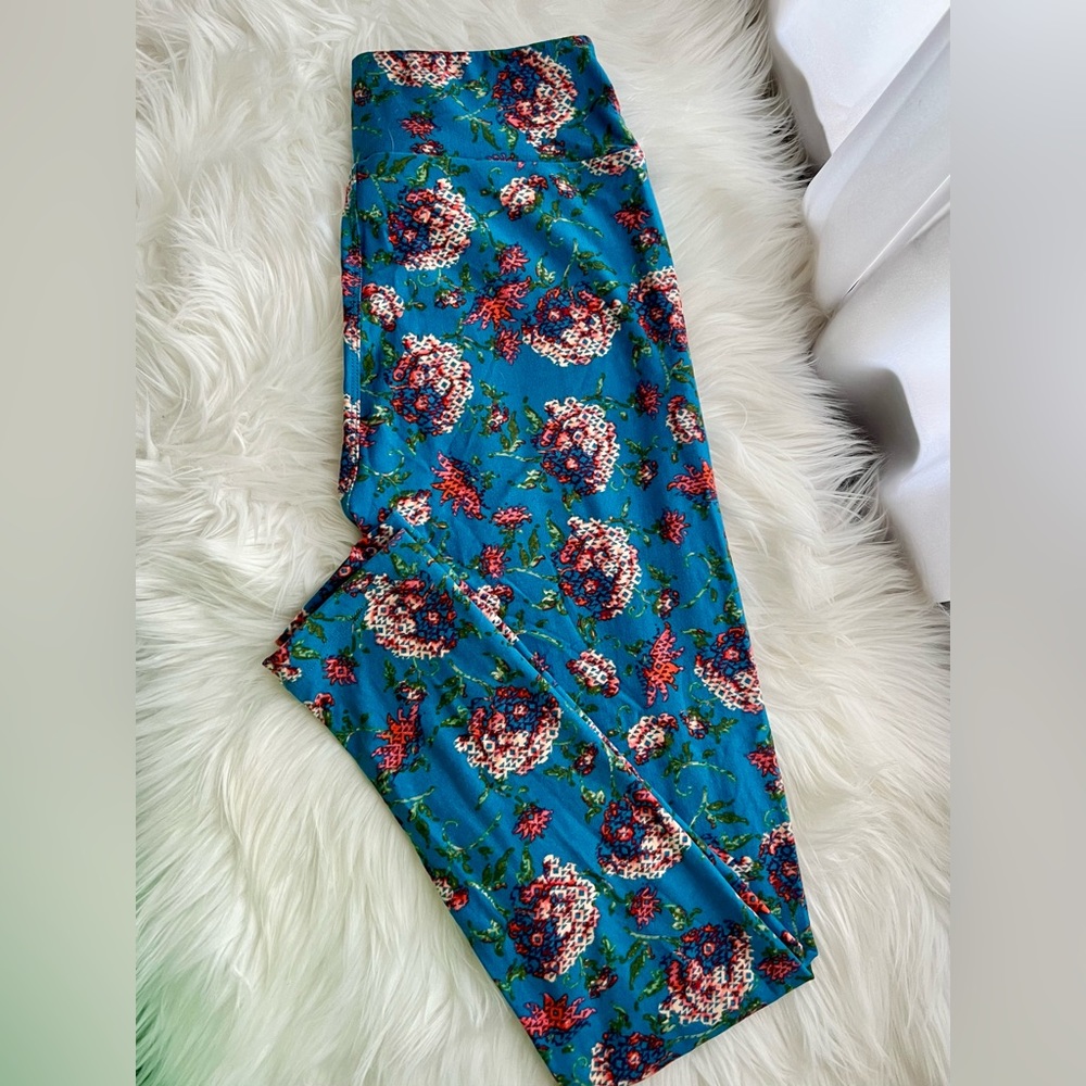 LuLaRoe Teal and Pink Floral Leggings